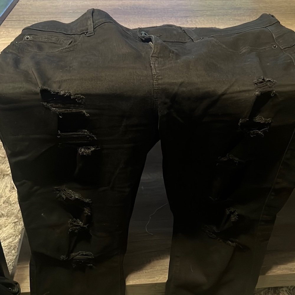 BOMBSHELL SKINNY PREMIUM STRETCH HIGH-RISE DESTRUCTED JEAN.18 R